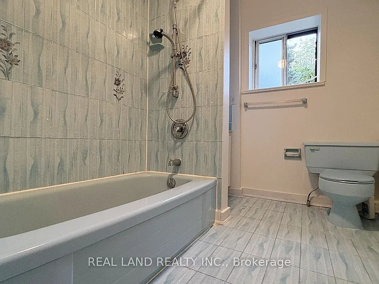 53 Lloydminster Cres — Photo 19