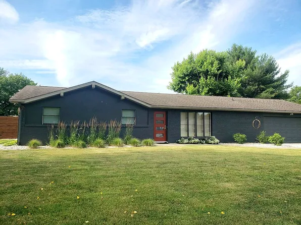 1345 W Magnolia St, Jasper, IN 47546