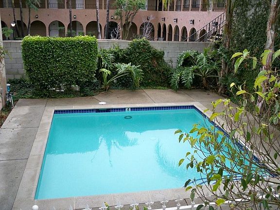 2nd image of 9825 Topanga Canyon Blvd #2B-2Ba