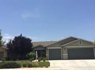 2572 S Adrian Ave, Fresno, CA 93725