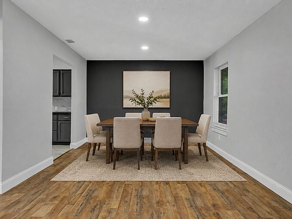 5th image of 1230 Briar Hollow Ln