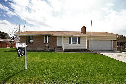 1st image of 490 E Mingo Park Dr