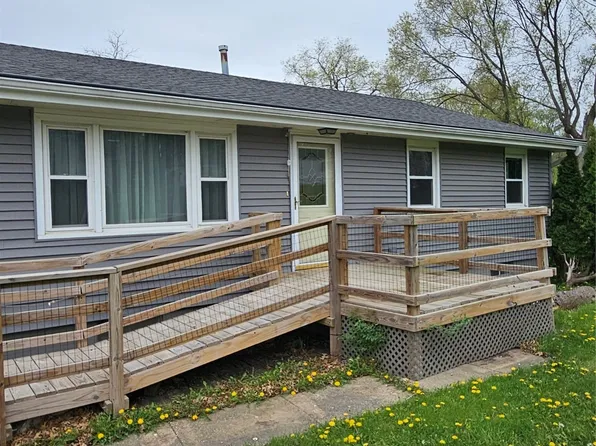 408 Maple St, De Soto, IA 50069