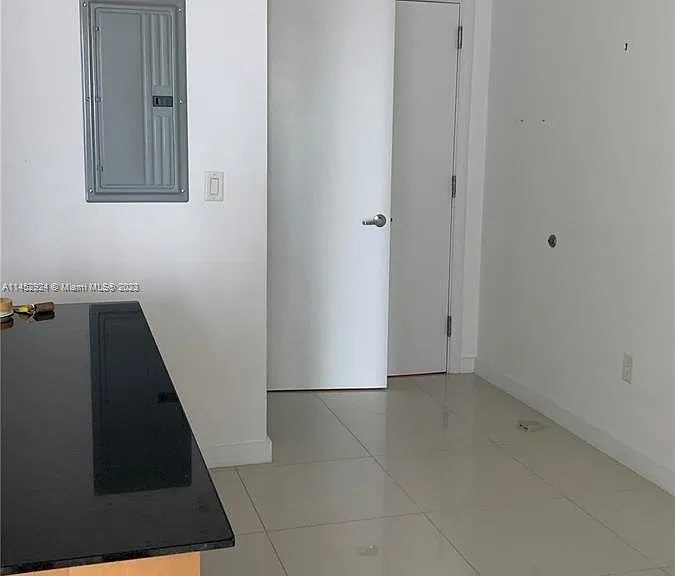 1050 Brickell Ave #2104 — Photo 6