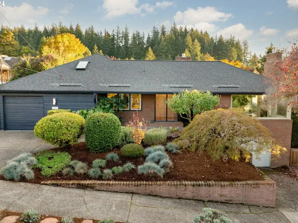 6444 SE Stark St, Portland, OR 97215