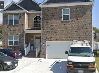 8754 Orcutt Ave, Hampton, VA 23666