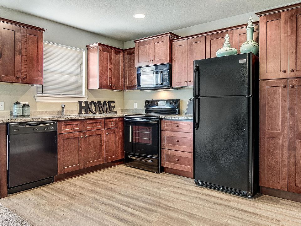 1st image of 10515 Clubhouse Dr