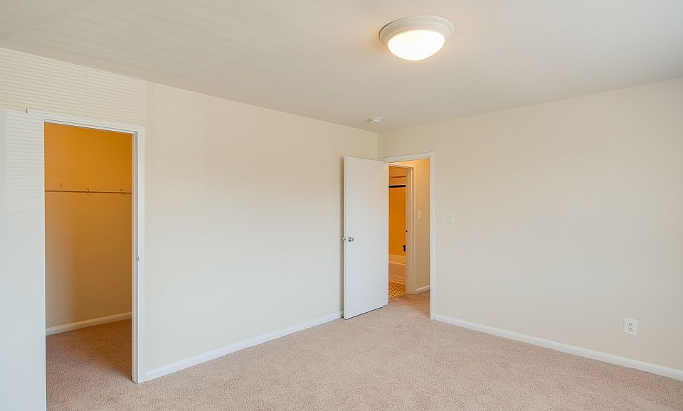 Park Shirlington Apartments - 4510 31st St S Arlington VA | Zillow