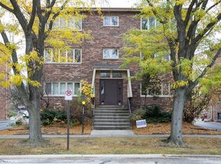 10405 Sheffield Dr APT 2S, Palos Hills, IL 60465