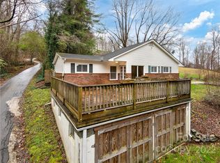 765 Garren Creek Rd, Fairview, NC 28730