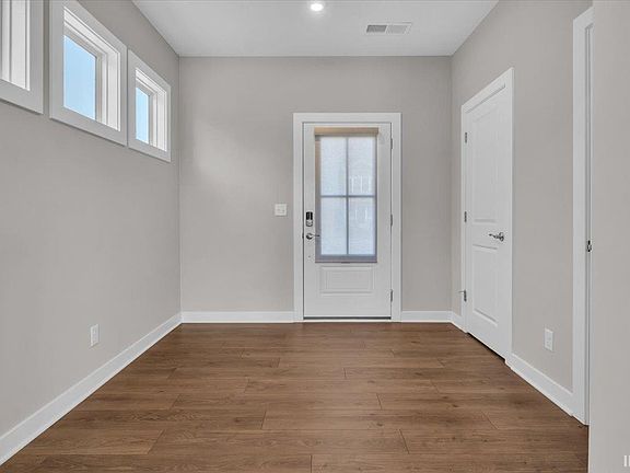 4th image of 4719 Alaina Dr