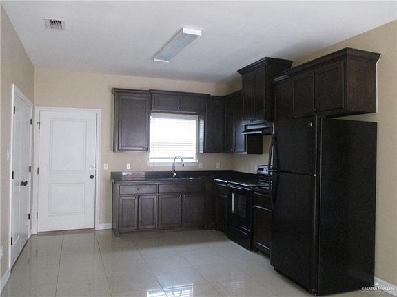 2nd image of 2601 E Franklin Ave APT 1