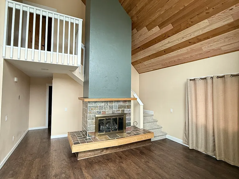 9440 Arlene Dr — Photo 8
