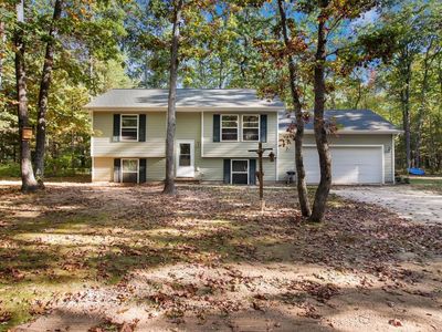 7211 Hall Creek Rd, Interlochen, MI, 49643
