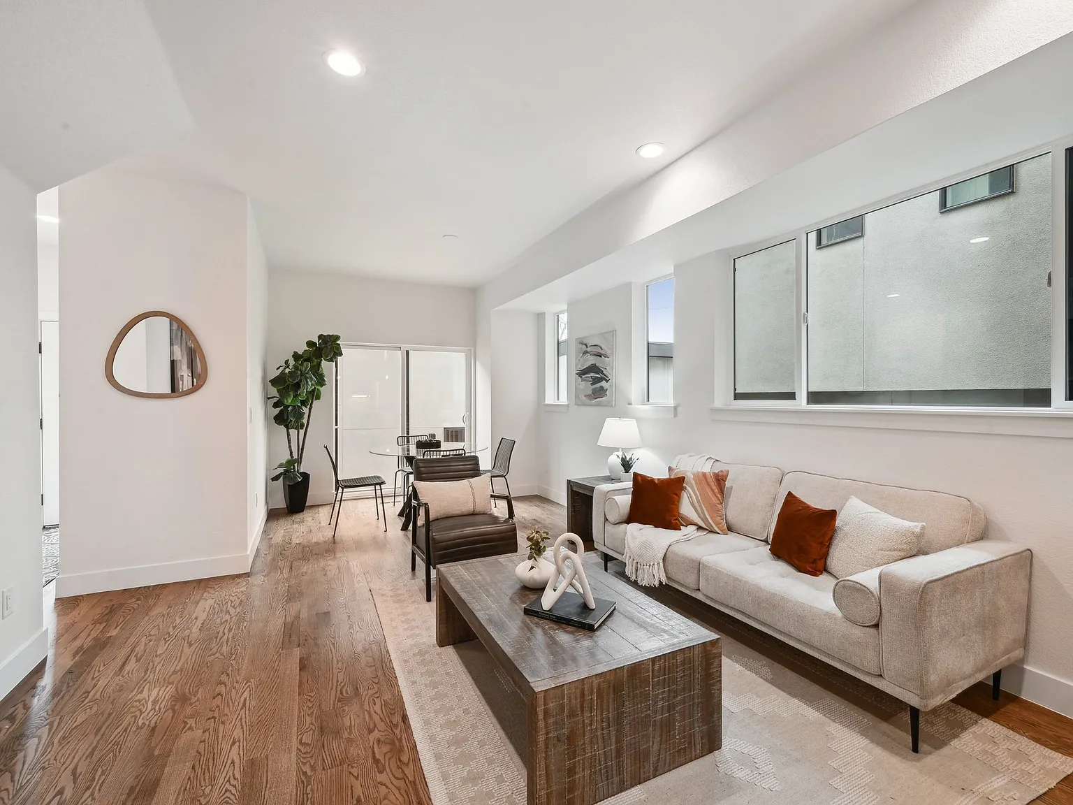 1240 N Tennyson St — Photo 3