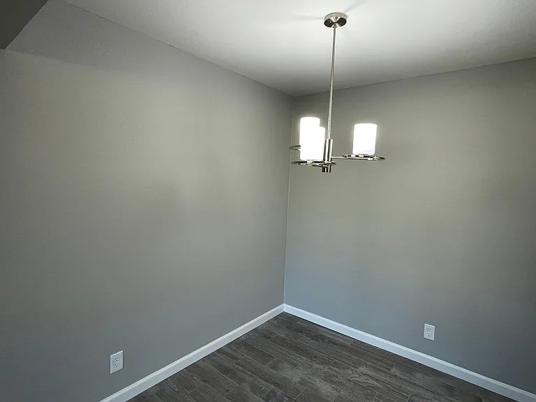 2411 W Hazelwood St #76 — Photo 13