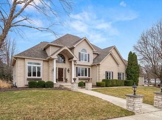4204 Falkner Dr, Naperville, IL