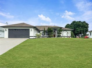 920 Alaska AVE, LEHIGH ACRES, FL 33971