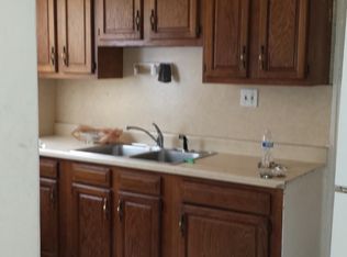 5533 Maple St, Dearborn, MI 48126