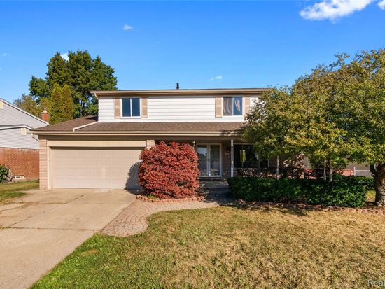 3261 Lancaster Dr, Sterling Heights, MI 48310