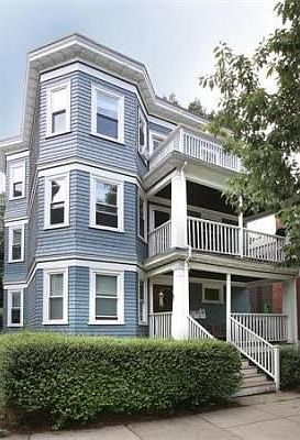 1st image of 381 Pond Ave #3