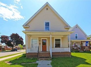 2001 Grange Ave, Racine, WI 53403