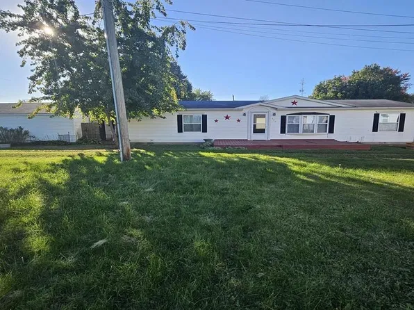 559 E Jefferson St, Frankfort, IN 46041
