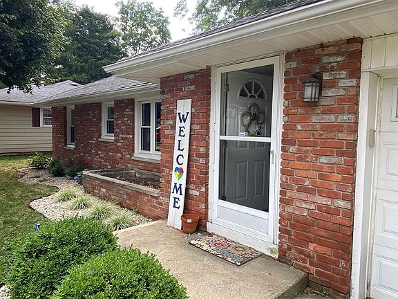 4th image of 1115 W Waid Ave