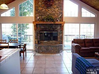 3rd image of 15040 Leasowe Ln
