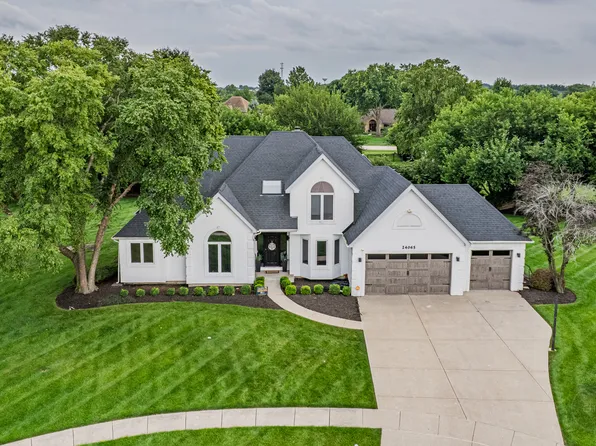 24065 Ascot Ct, Naperville, IL 60564