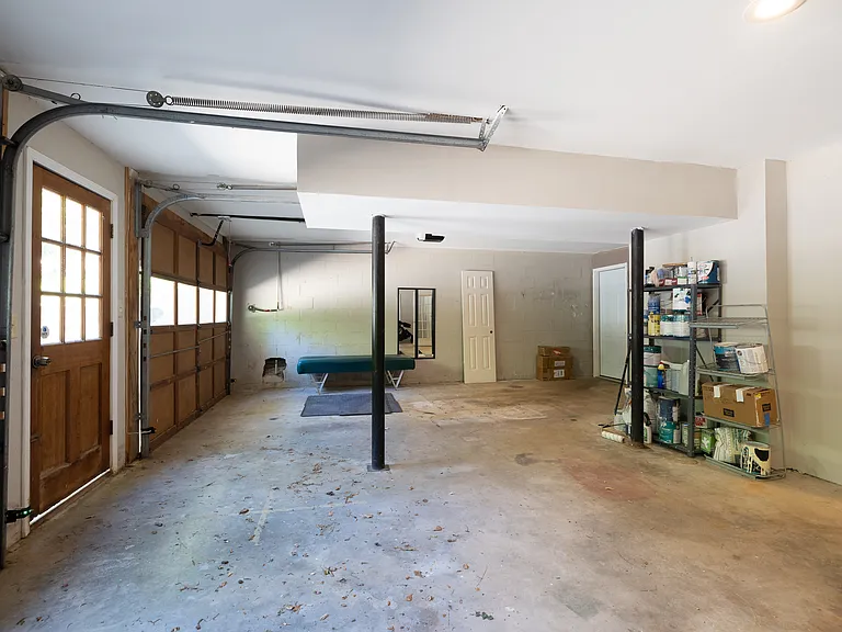 2124 Rockland Ct — Photo 48