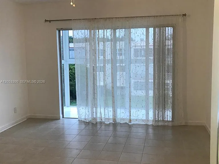 2200 Park Ln #308 — Photo 14