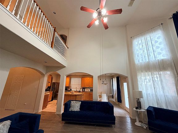 4th image of 19335 Linden Meadow Ln