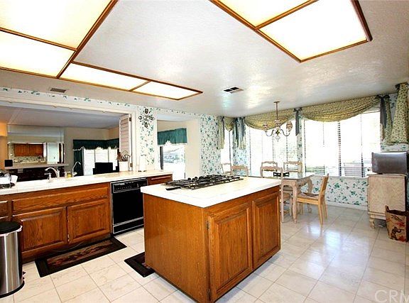 Kitchen and Breakfast Nook