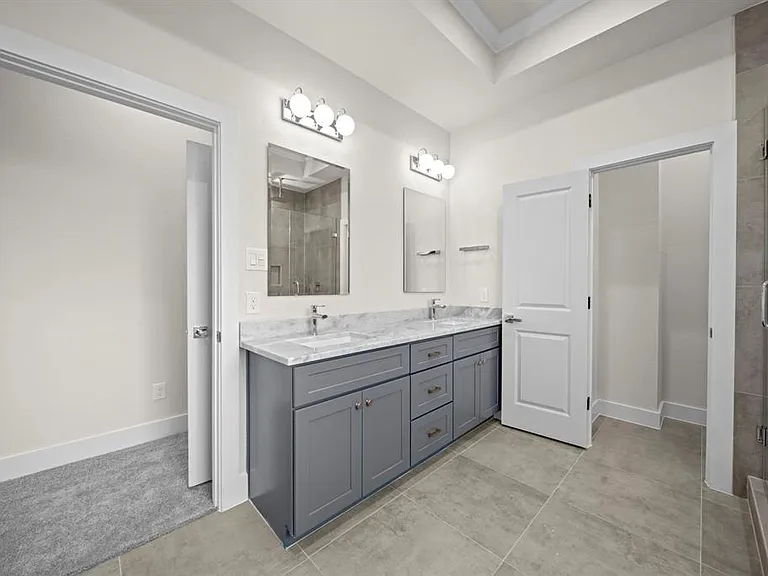4525 Davenport St — Photo 19