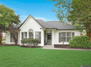 17076 Hunters Trce W, Prairieville, LA 70769