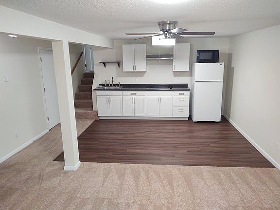 Large Kitchen / Dining / Family Room:
Includes Convection Oven and Electric Cook Top