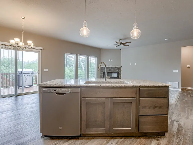 13506 S 51st St — Photo 11