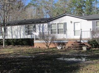 135 Pineridge Rd, Elloree, SC 29047