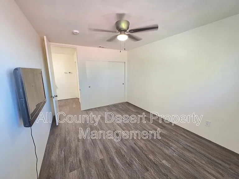 2504 N Whitewater Club Dr #C — Photo 11