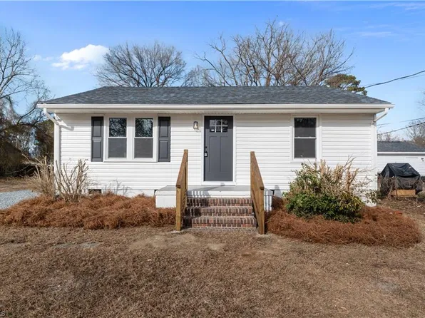 2304 Ford Pl, Greensboro, NC 27406