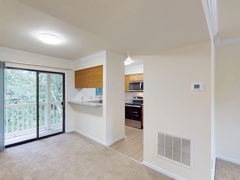 Regency at Longhill — Photo 22
