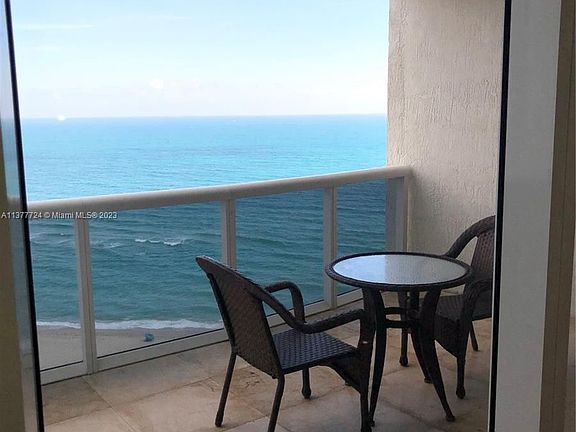 5th image of 17201 Collins Ave APT 1607