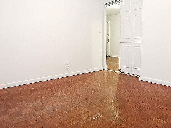 5th image of 203 E 27th St APT 51