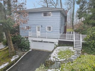 107 Edgemont Rd, Scarsdale, NY 10583