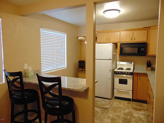 3rd image of 2577 W Berridge Ln Unit 112