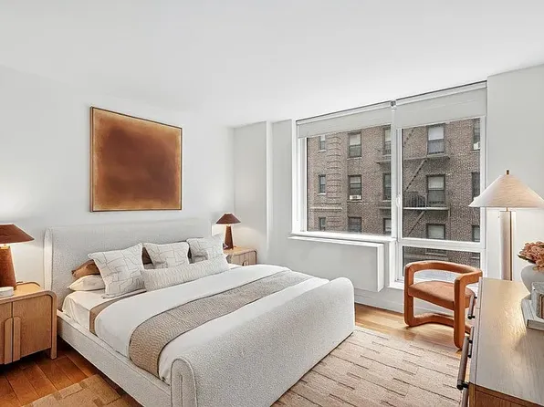 3260 Henry Hudson Pkwy, Bronx, NY