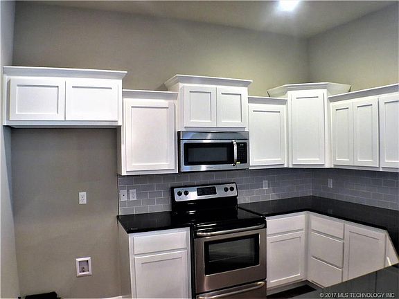 4th image of 1495 W Keeling Ave