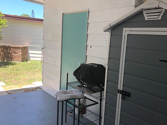 4th image of 9837 Spyglass Ct