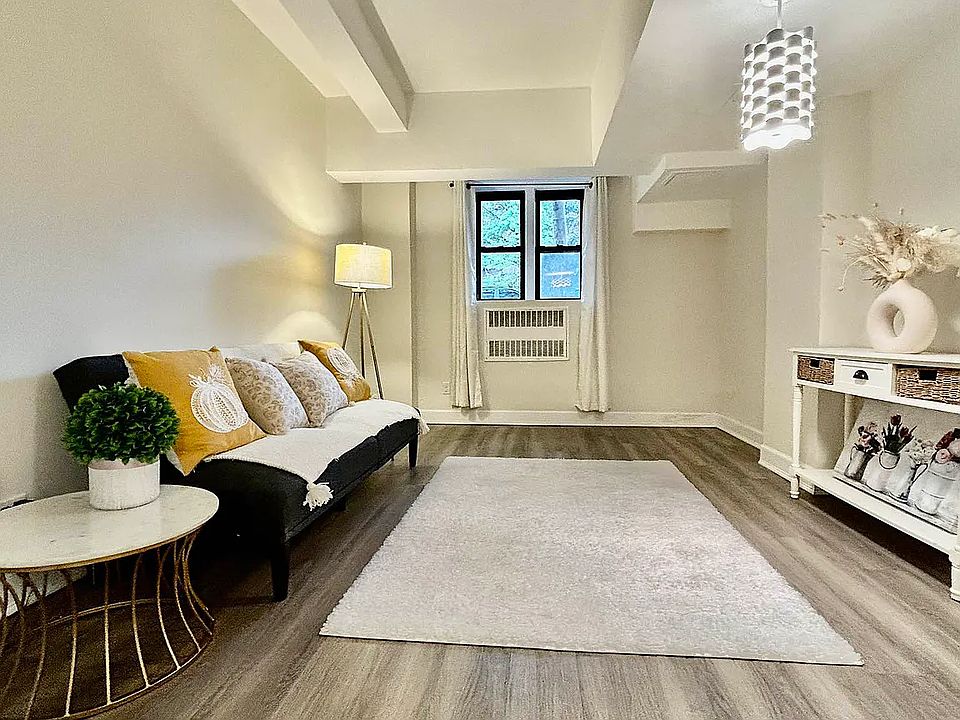 1st image of 69-40 Yellowstone Blvd #8